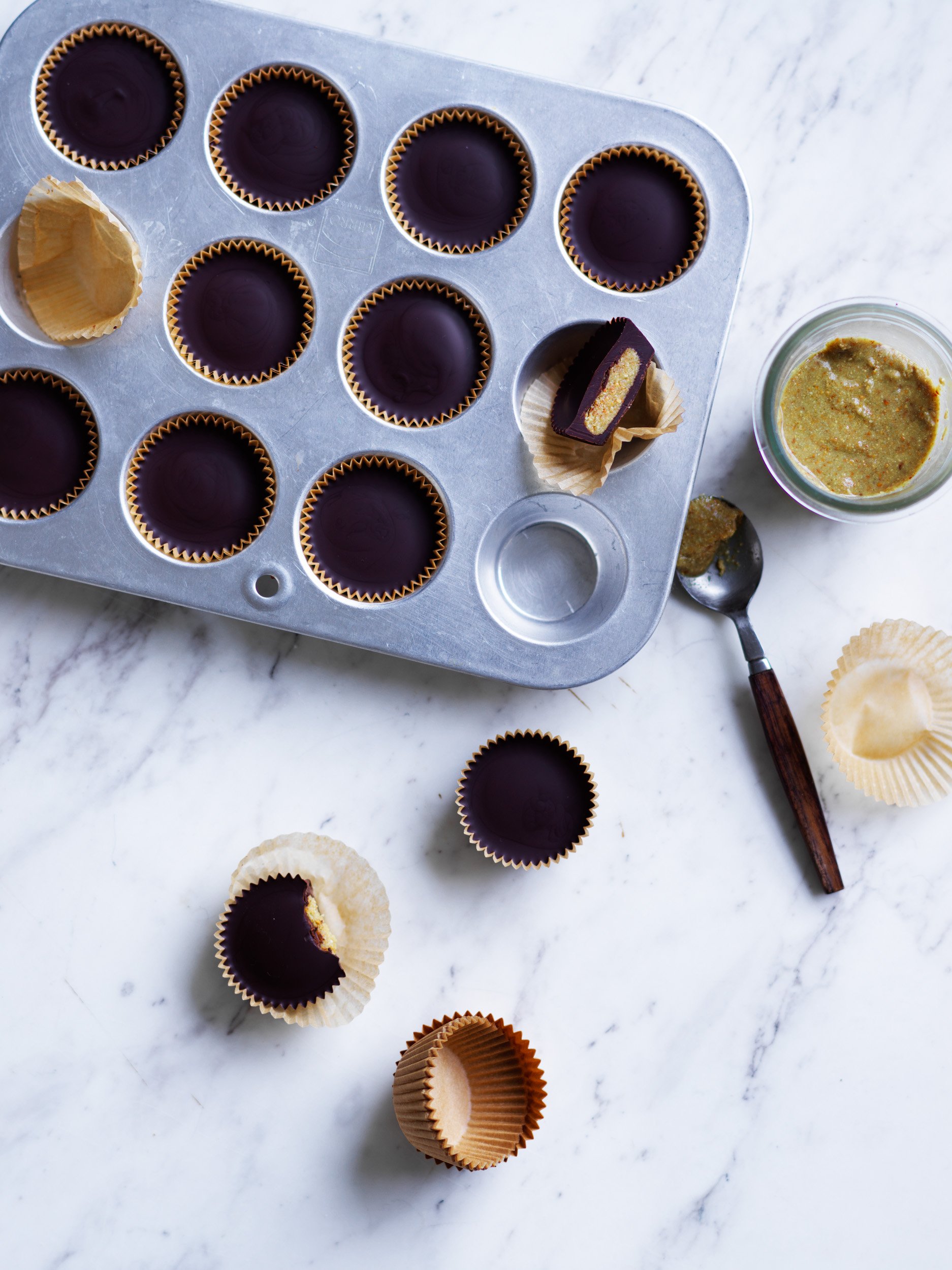 chocolate seeded butter cups